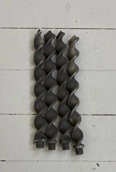 Short Metal Ground Anchors